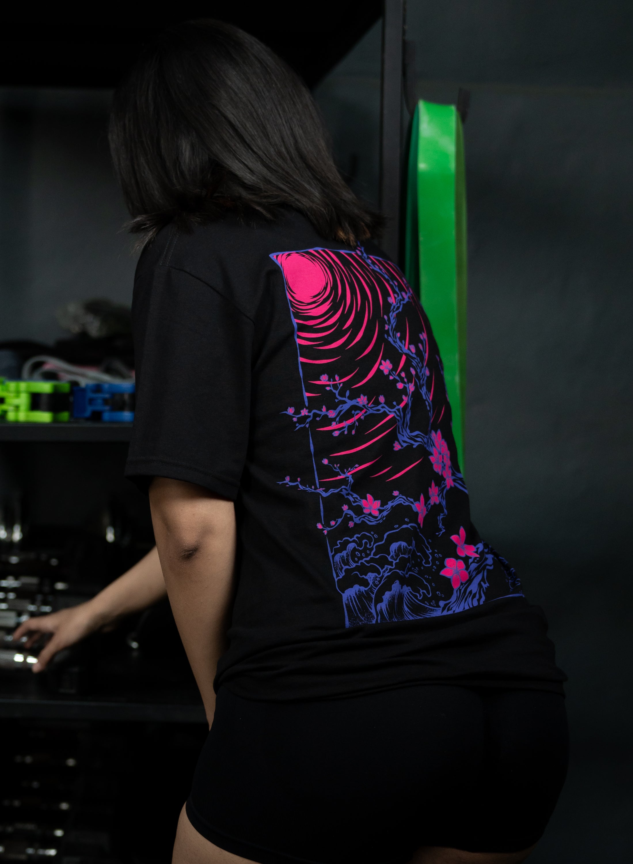 SAKURA | Playera Corte regular| 180g | "Esencia oversize"