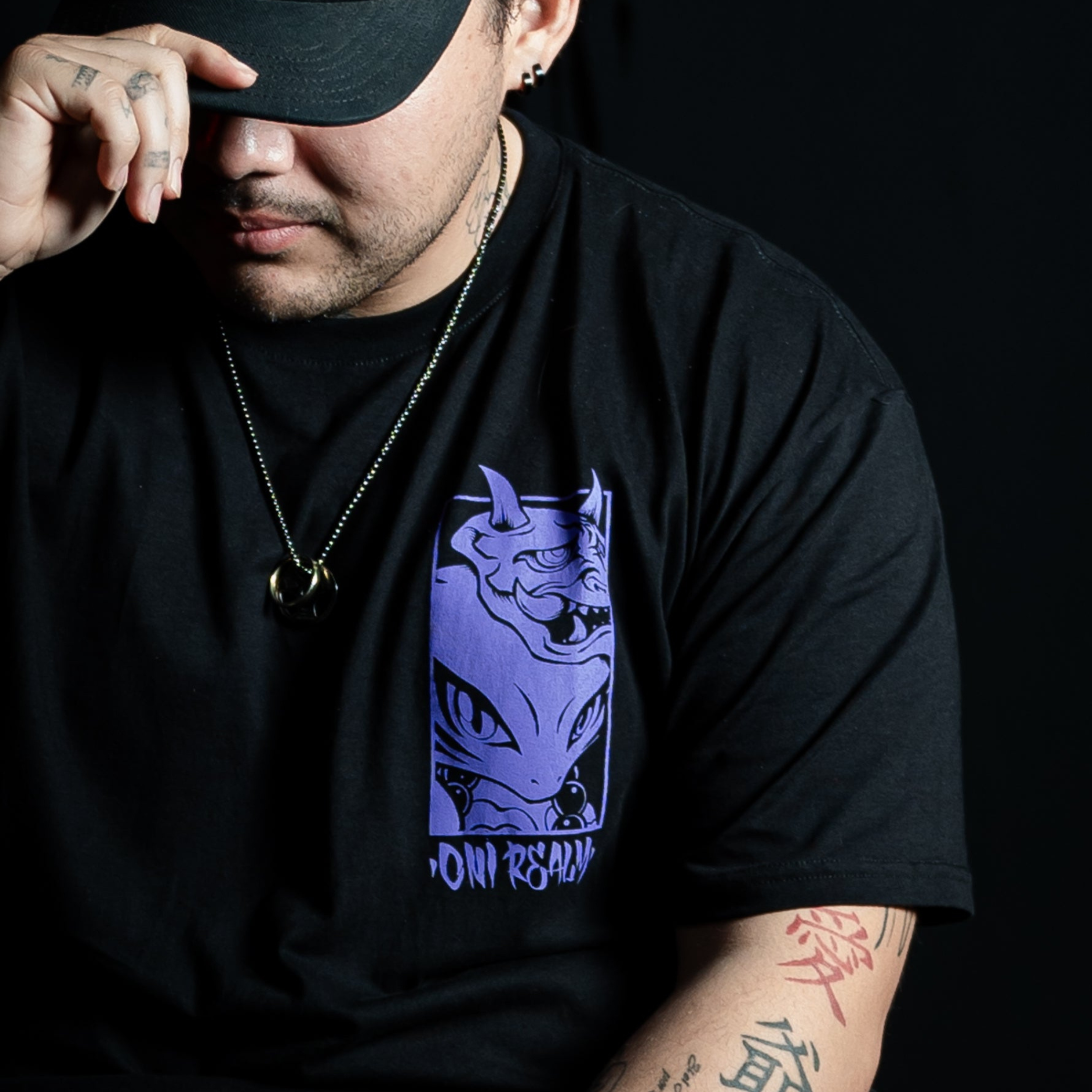 MEWTWO | NEGRO |  Playera Corte regular| 180g | "Esencia oversize"
